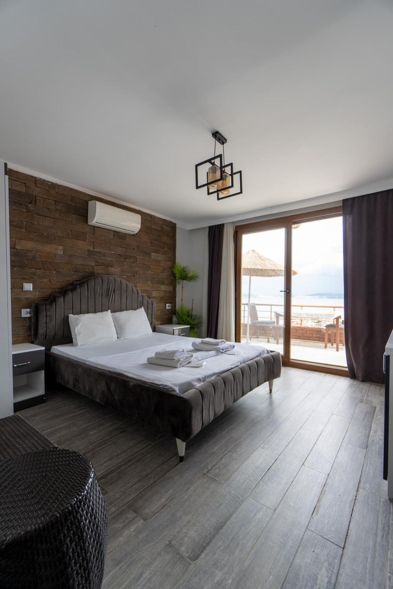 Stone House Butik Otel Esmirna Habitación foto